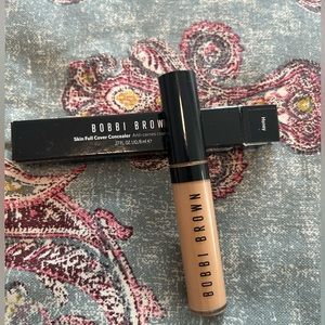Bobbi brown concealer in Honey